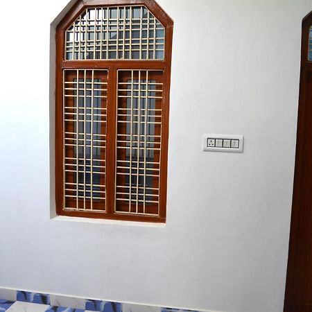 קג'ורהו Rani Palace מראה חיצוני תמונה