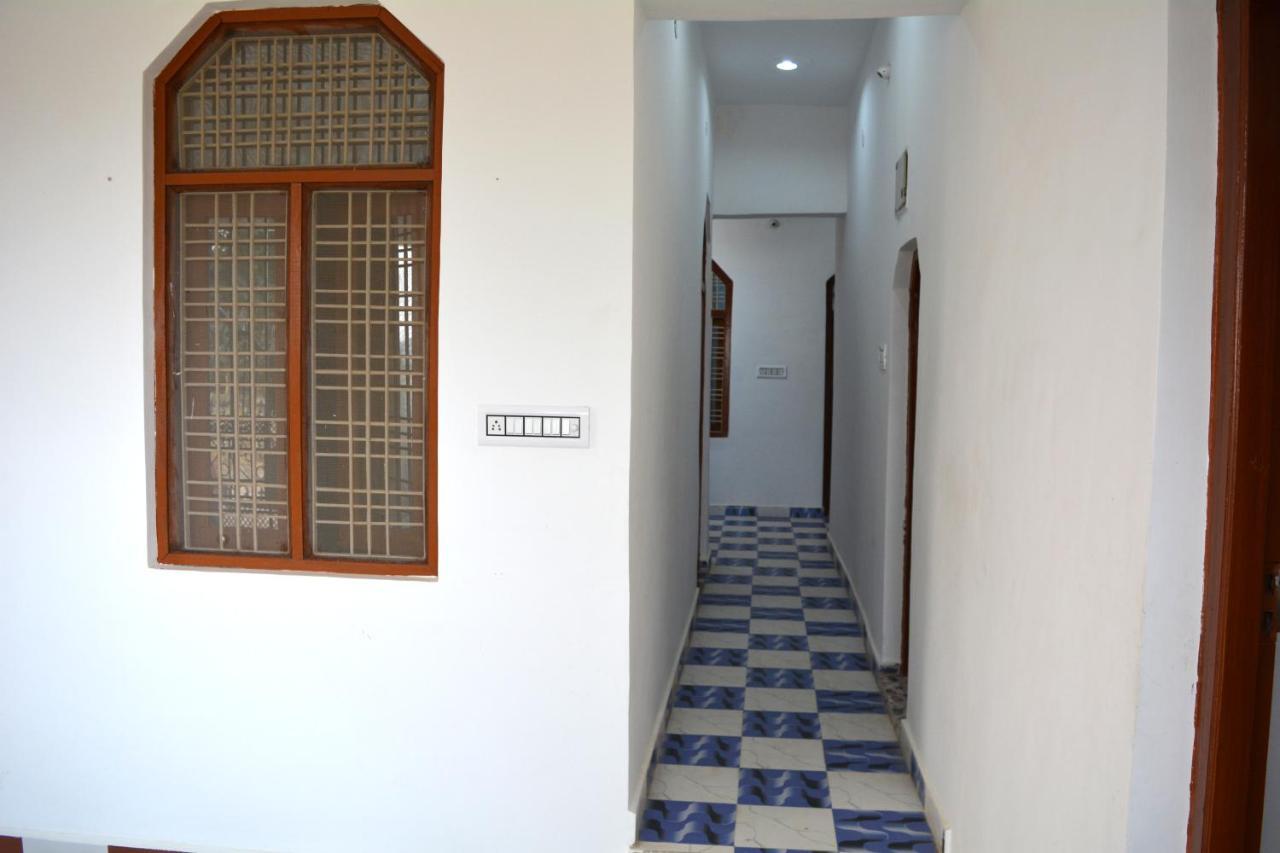 קג'ורהו Rani Palace מראה חיצוני תמונה